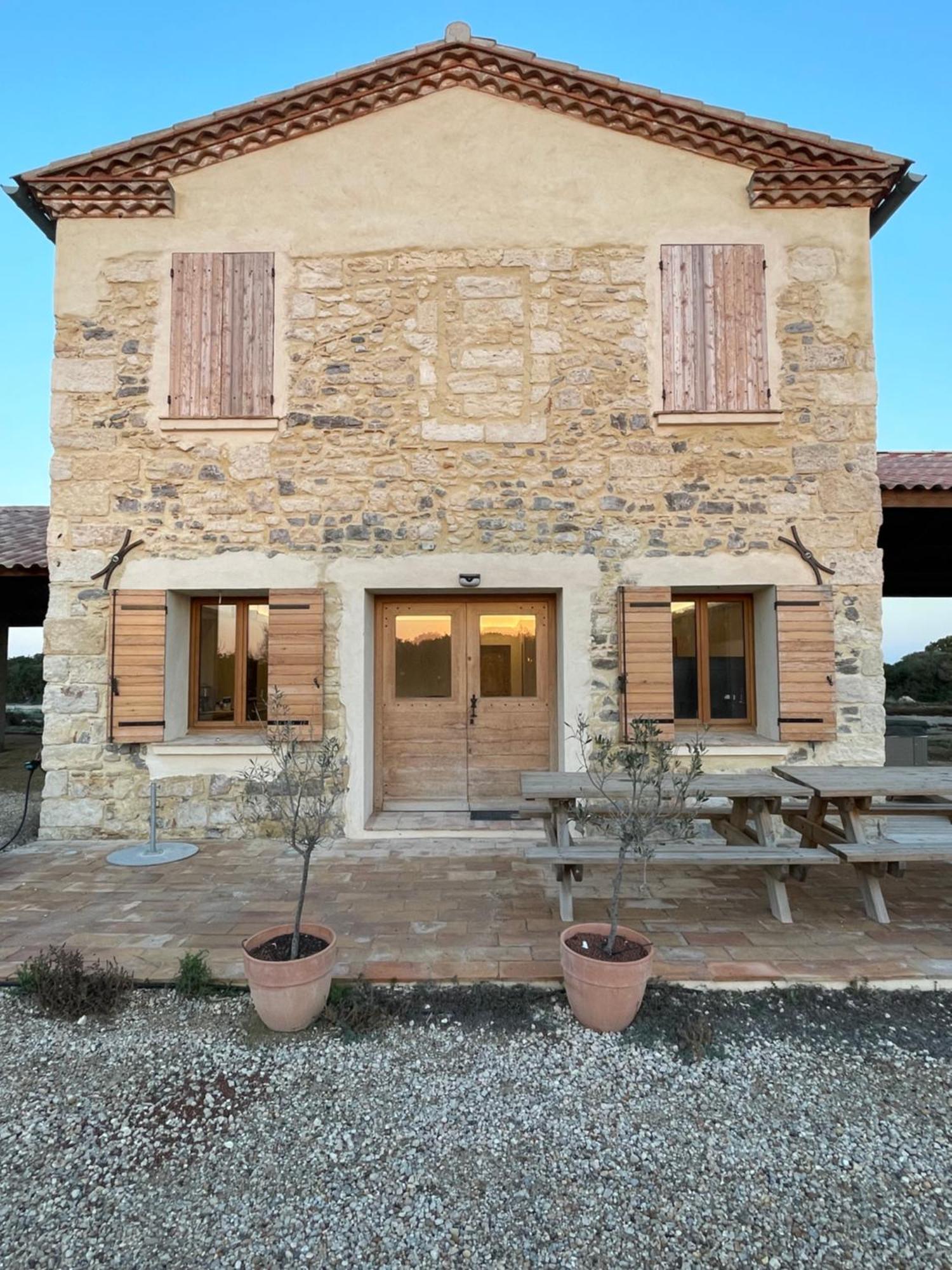 Nuits Salines Aigues-Mortes Exterior photo